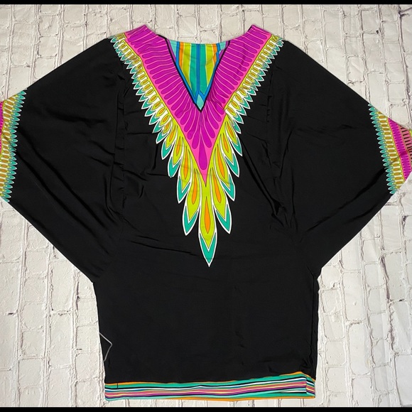 Gorgeous Trina Turk Coverup - Picture 4 of 8